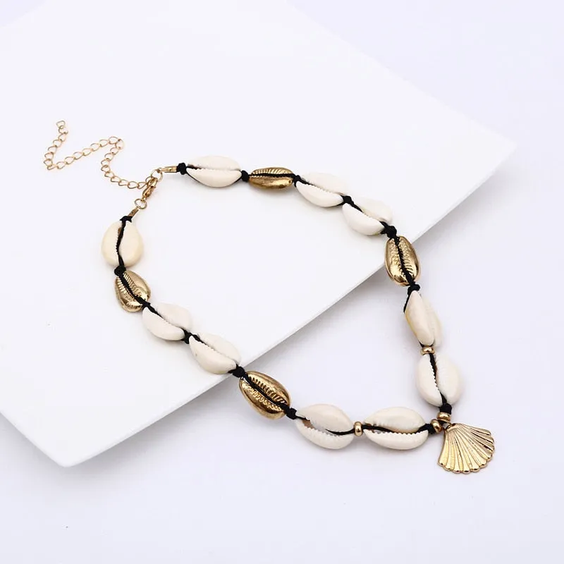 2022 Cowrie Choker Natural Sea Shells Women Necklace Black Rope Chain Gold Puka Conch Shell Boho Necklace Femme Bohemian Jewelry