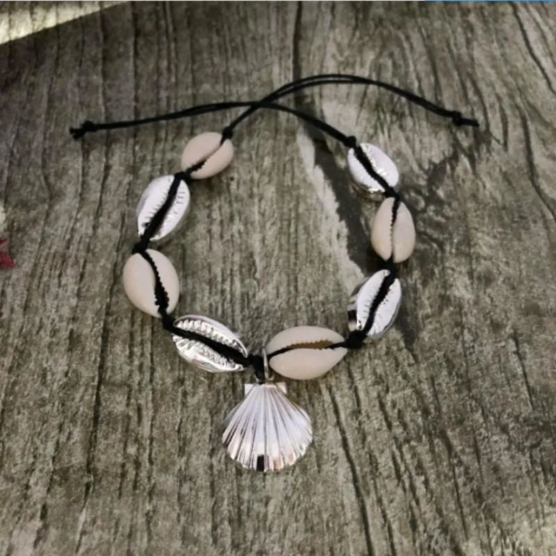 2022 Cowrie Choker Natural Sea Shells Women Necklace Black Rope Chain Gold Puka Conch Shell Boho Necklace Femme Bohemian Jewelry