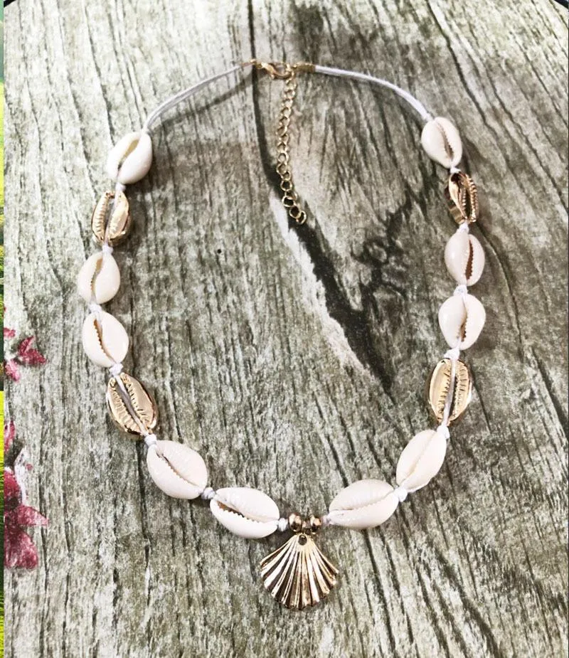 2022 Cowrie Choker Natural Sea Shells Women Necklace Black Rope Chain Gold Puka Conch Shell Boho Necklace Femme Bohemian Jewelry