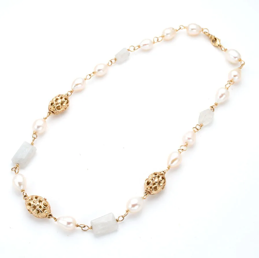 A Classic - Oval Hollow Bead 14kt