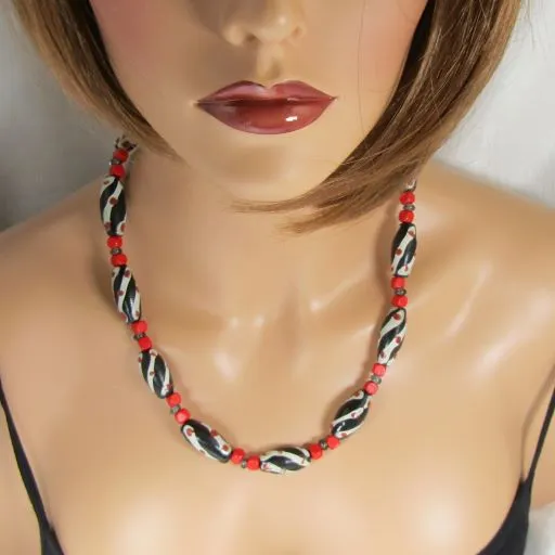 Black & White African Bead Necklace Classic Beaded