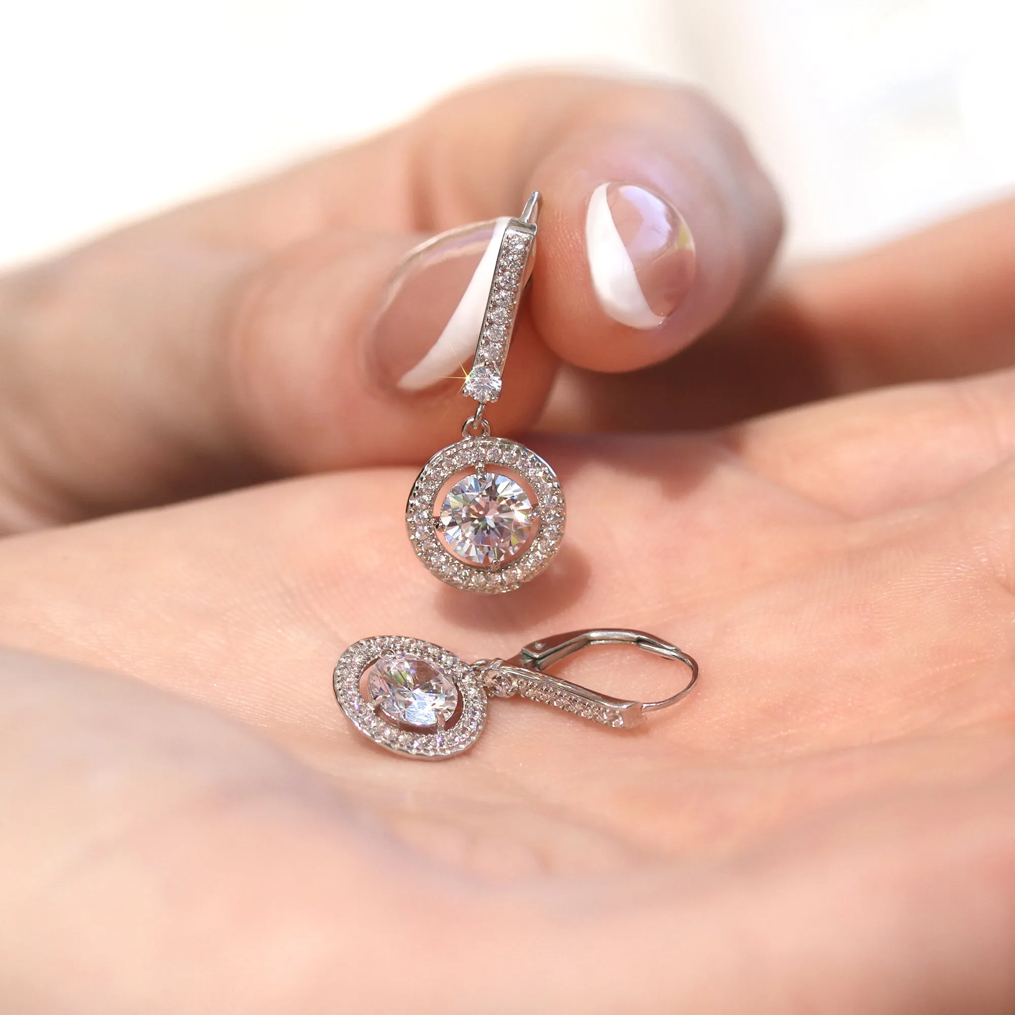Dazzling Elegance: Brilliant Radiance Drop Earrings