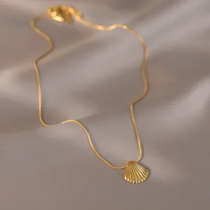 gold shell necklace