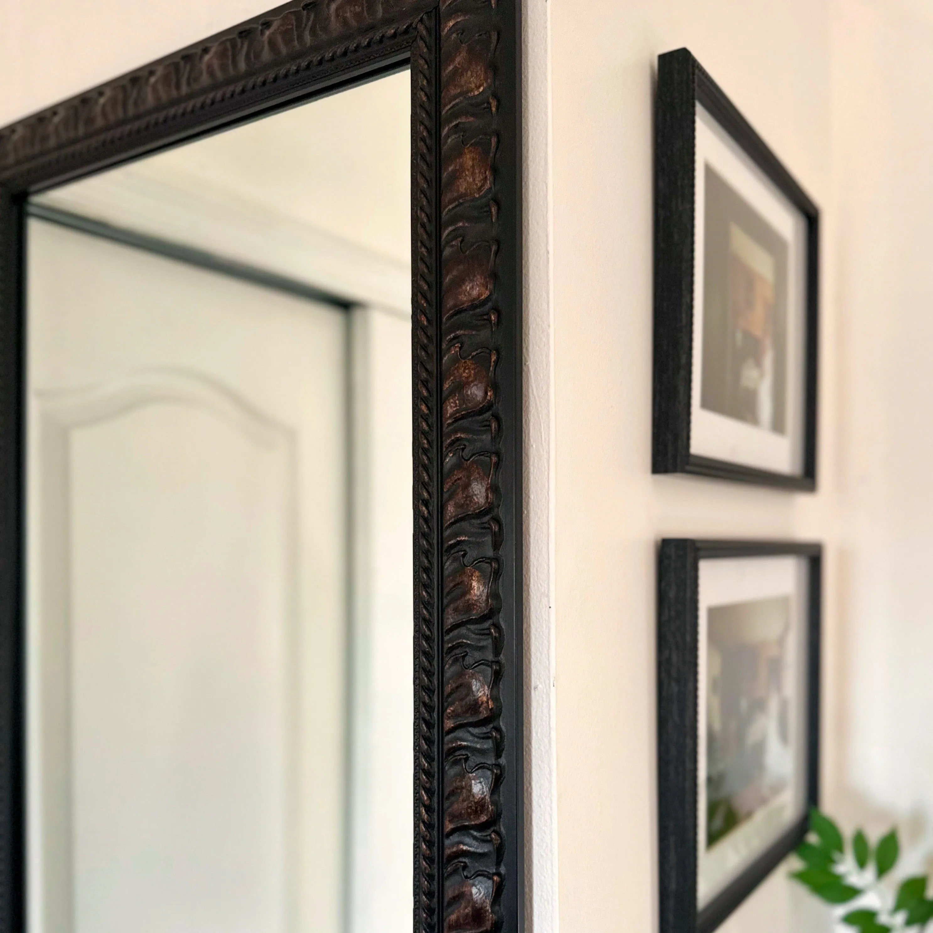 Hillsborough (Venetian Bronze)