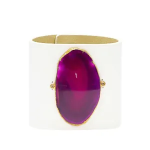 LOVED CUFF - MOONSTONE WHITE LEATHER WITH PINK AGATE  M.1.03.005.2104
