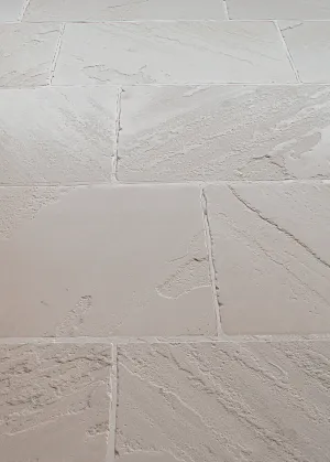 W&S Millstone Ivory Sandstone - Tumbled & Brushed