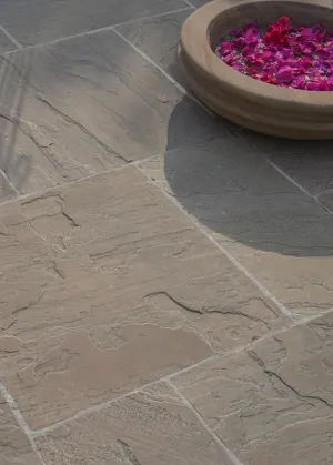 W&S Old Coombe Taupe Sandstone - Tumbled & Brushed